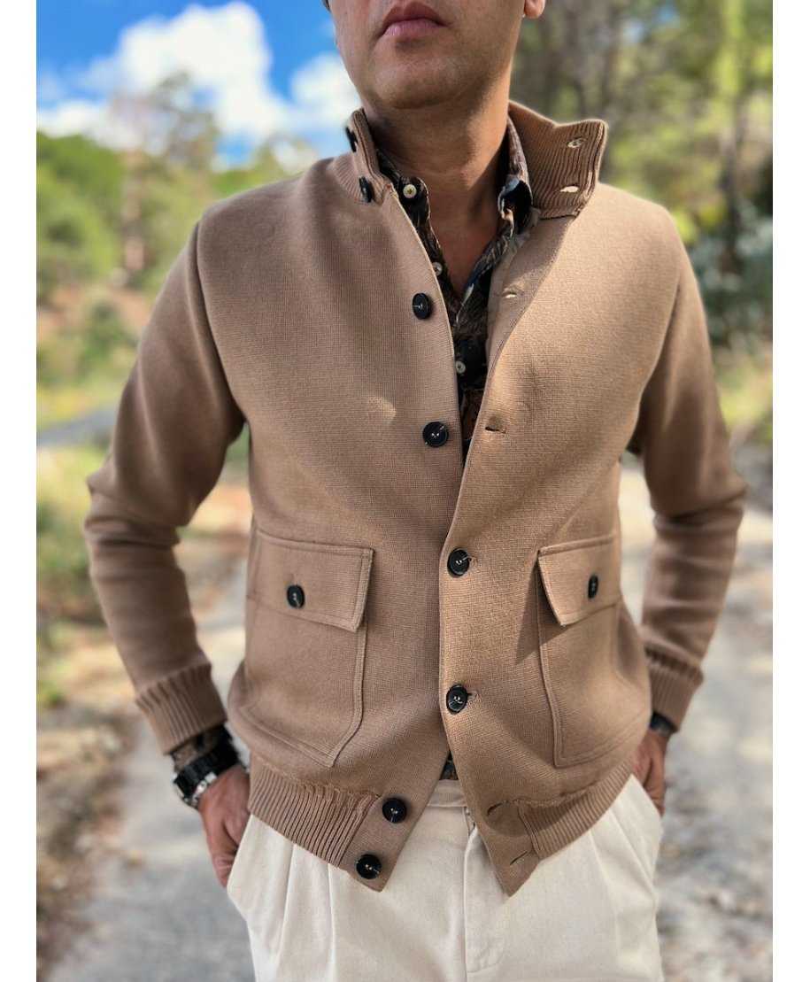 cardigan-con-bottoni-uomo-792ggf-1.jpg