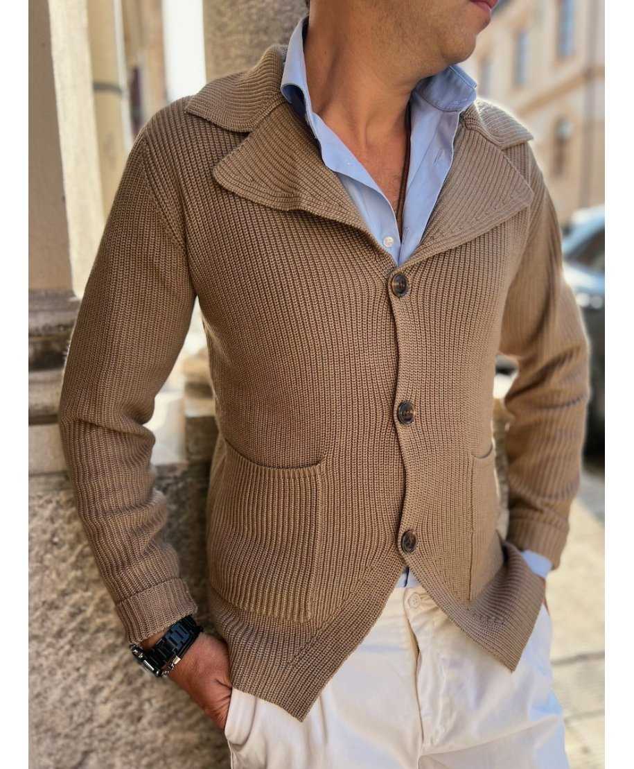 cardigan-con-bottoni-uomo-853cvu-1.jpg