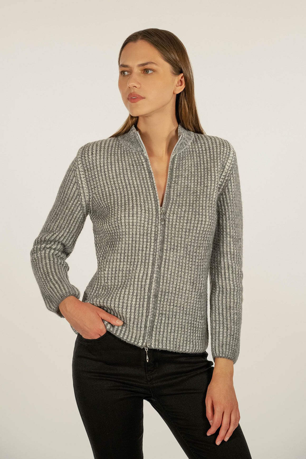 cardigan-con-zip-465gmr-1.jpg