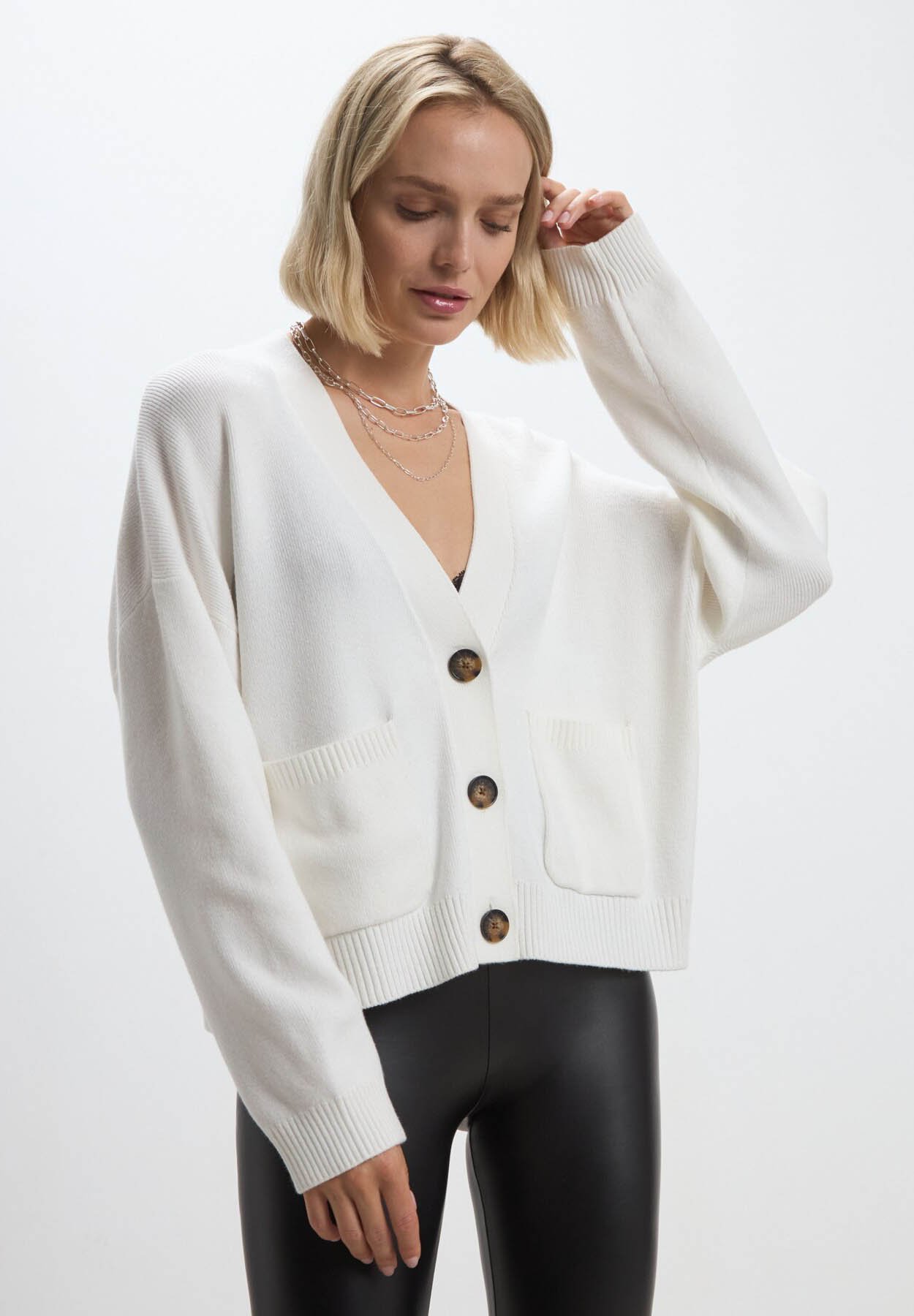 cardigan-donna-bianco-067dwc-1.jpg