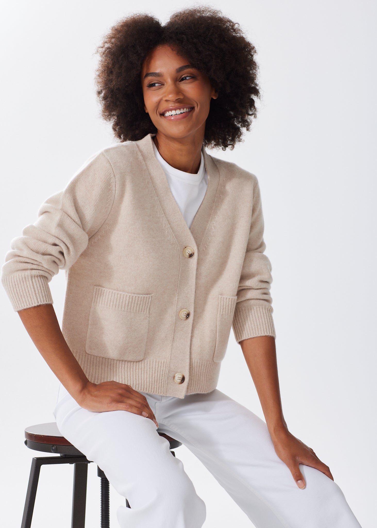 cardigan-in-cashmere-104reg-1.jpg