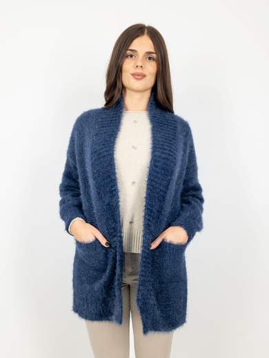cardigan-in-lana-donna-700squ-1.jpg